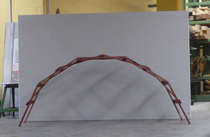 Das Bild zeigt die DaVinci-Brücke, erstellt von Teilnehmenden des Fachseminars.